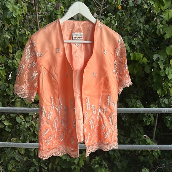 May Queen Tops - NWOT VINTAGE MAY QUEEN Elegant  Embroidered Women's Top/Vest Size M